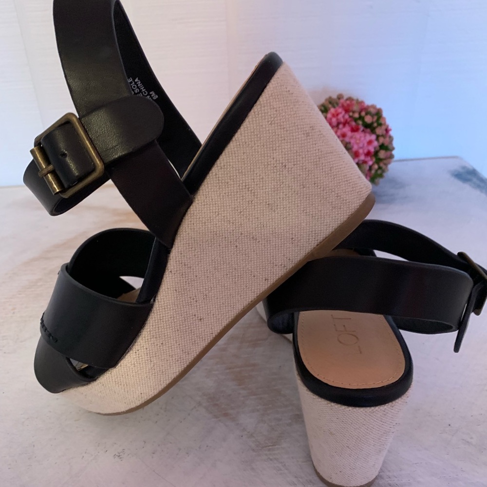 LOFT leather wedges